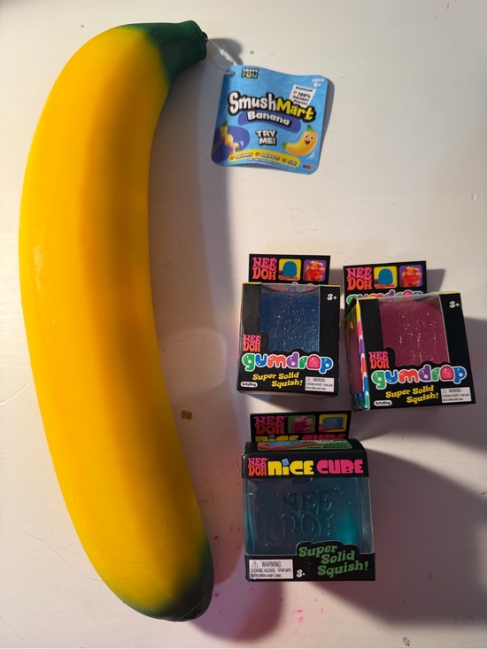 smushmart & needoh Other - SmushMart  Banana and Needoh gumdrop (blue and pink ) and nice cube AUTHENTIC